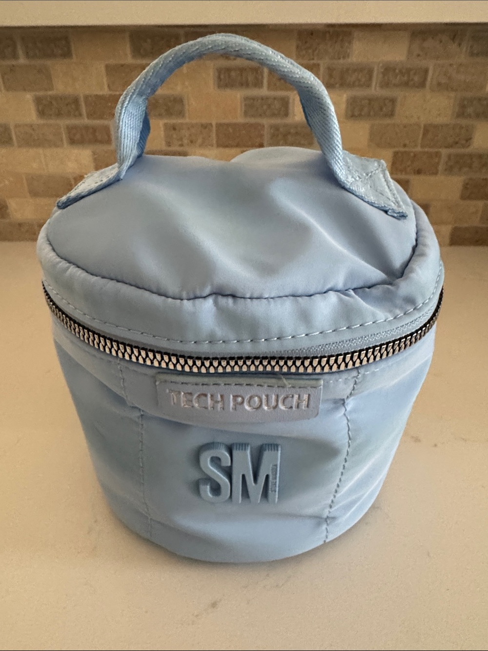 Steve Madden Tech Pouch Travel Bag in Light Blue. NWOT